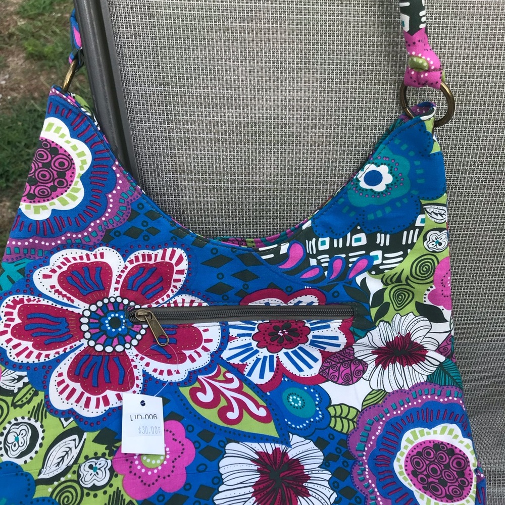 Flowery Fun Bag - Picture 2 of 4